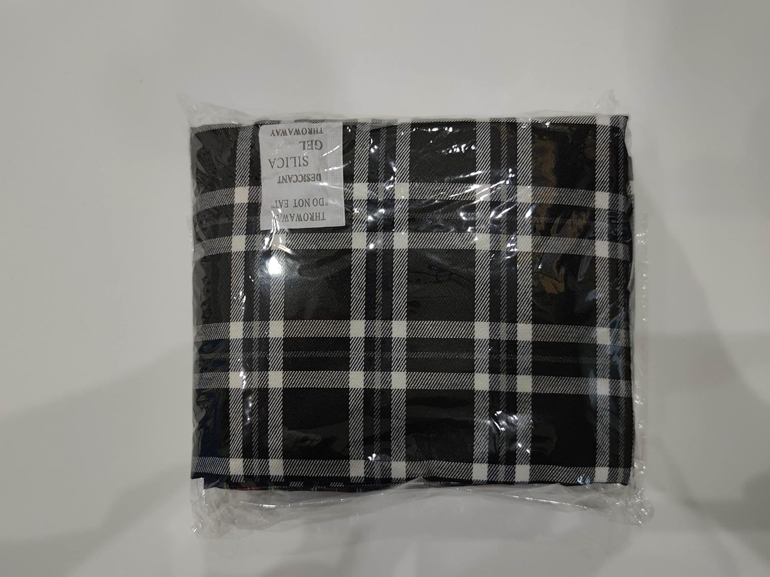 Adult Bibs, 3 Pcs Washable Clothing Protector with Crumb Catcher for Eating, Reusable Waterproof Large Feeding Adult Bibs for Men Women Elderly Senior, Black/Red/Blue - Image 9